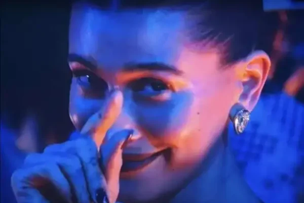 The correct viral Gen Z gesture you have probably been using wrong