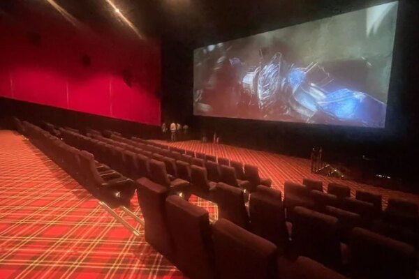 इमरान खान का वो गाना, सोनम कपूर संग रीक्रिएट किए 5 गानों के रोमांटिक सीन्स, लेजेंड्स को दिया ट्रिब्यूट