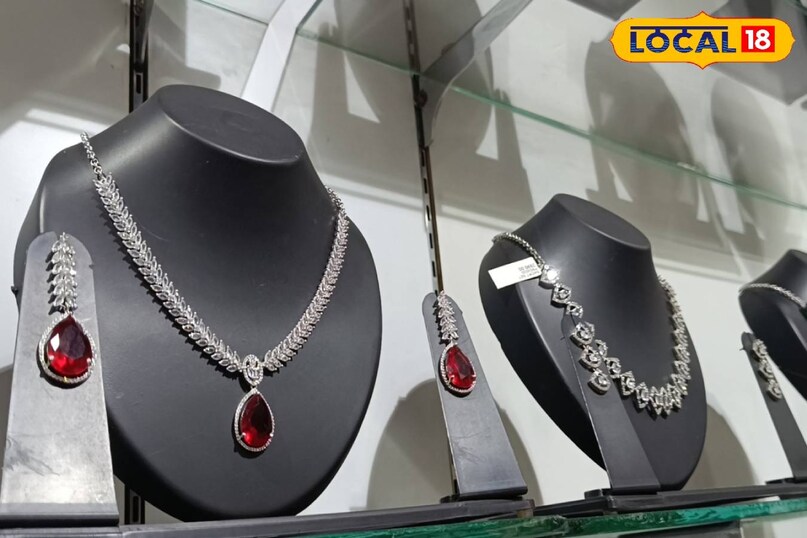 ब्रांडेड को टक्कर दे रहीं ये इमिटेशनल ज्वेलरी, शादी और फक्शन के लिए रेंट पर अपलब्ध
