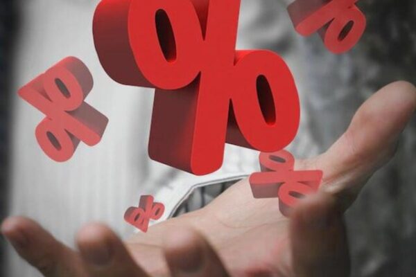 Bank Rates Hike : एसबीआई समेत ये चार बैंक दे रहे हैं सेविंग्स अकाउंट पर सबसे ज्‍यादा ब्याज, चेक करें नई दरें – banks are offering high interest rates on savings accounts sbi pnb hdfc bank icici bank