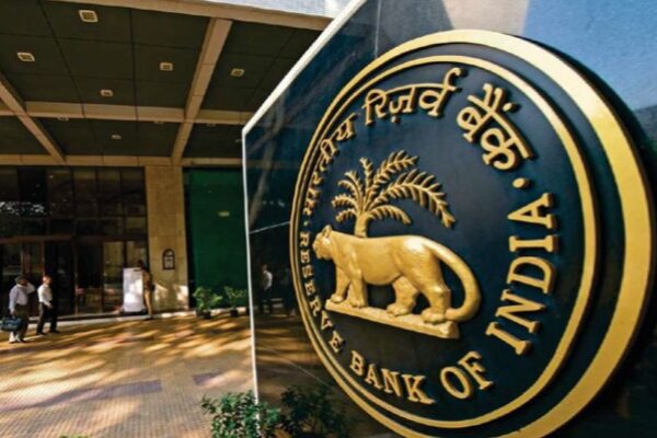 RBI Caps Banks’ NOP-INR Limit at 0 Million to Curb Rupee Fall