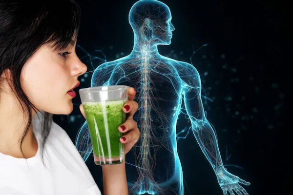 Ayurvedic Drink To Detox body| body Cleansing drink: हल्दी वाले पानी में मिलाकर पिएं ये चीज, शरीर से निकल जाएगा सारा कचरा