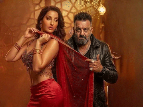 नोरा-संजय के विवादित गाने पर महिला आयोग का एक्शन:कहा- दोनों 24 मार्च तक पेश हों, नहीं तो कानून कार्रवाई हो सकती है