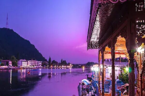 IRCTC Tour Package: बजट में करें कश्मीर की हसीन वादियों की सैर, आईआरसीटीसी लाया बेहतरीन ऑफर – visit srinagar sonamarg pahalgam gulmarg for just rs 26470 irctc package jewels of kashmir ex chandigarh