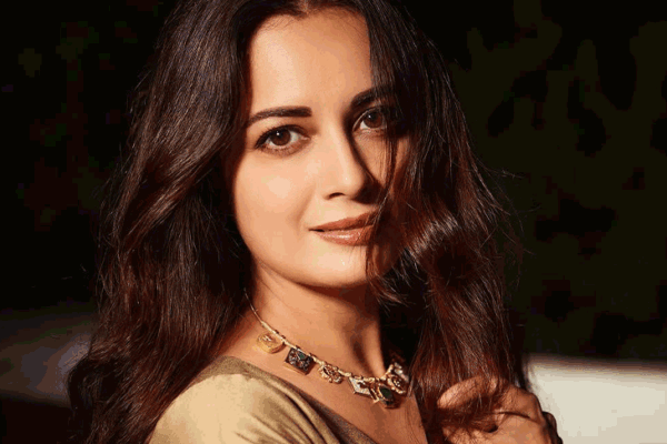 दीया मिर्जा बोलीं-फिल्म फ्लॉप हुई तो लोग पनौती कहने लगे:ऐश्वर्या राय से होती थी तुलना; फिर राजकुमार हिरानी से कॉल पर मांगना पड़ा काम