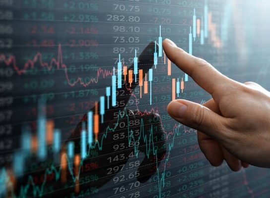 Iran War Fears: Crude Oil Hits 0, Rupee Crosses 92