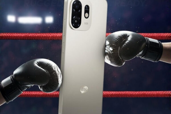 Military-Grade Body, 5000mAh Battery, Network-Free Calls