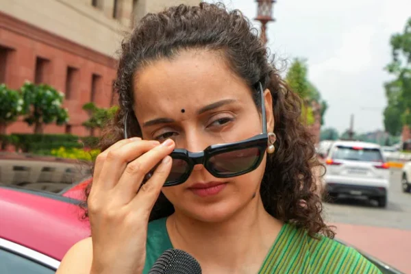 ‘इन्हें कोई शर्म नहीं’, नोरा फतेही के गाने ‘सरके चुनर तेरी’ पर कंगना रनौत का बड़ा बयान, बॉलीवुड पर कसा तंज