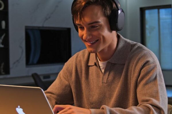 क्या अब सामान्य लैपटॉप पुराने पड़ जाएंगे?:AI लैपटॉप; प्राइवेसी-फर्स्ट कंप्यूटिंग का नया दौर शुरू