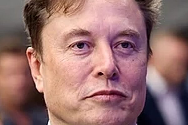 मस्क का मास्टरप्लान, काम से आजादी:मस्क ऐसी दुनिया बनाने पर जुटे, जहां अरबों रोबोट इंसानों की हर समस्या हल करेंगे