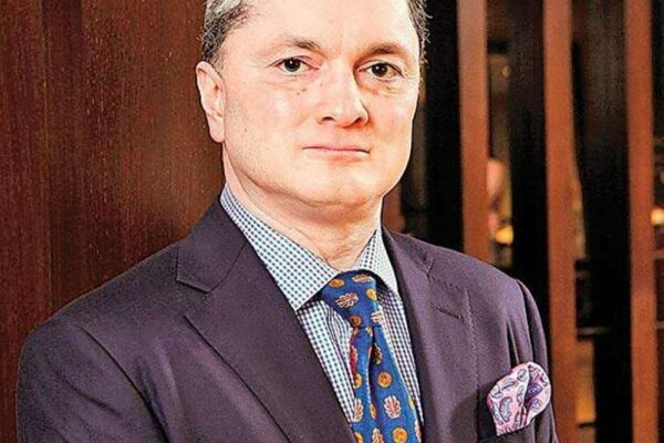 रेमंड के मालिक गौतम सिंघानिया की मालदीव में बोट पलटी:इलाज के लिए मुंबई एयरलिफ्ट किए गए; हादसे में भारतीय समेत 2 लोग लापता