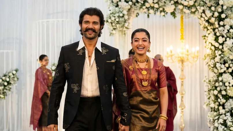 कूर्ग रिसेप्शन में बला की खूबसूरत लगीं रश्मिका मंदाना, ससुर ने बेटी-दामाद विजय देवरकोंडा को दिया करोड़ों का गिफ्ट