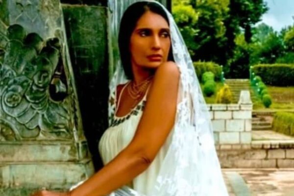 ‘चीखी और बेहोश हो गई’, हादसे ने बर्बाद कर दिया हसीना का करियर, कभी नोटों से भरा बैग लेकर कास्ट करते थे मेकर्स