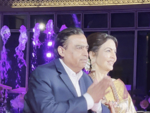 NMACC 3rd Anniversary Mumbai | Ambani Hosts Salman Khan, Ranveer Singh