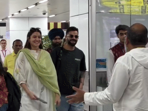 Anushka Sharma Virat Kohli Delhi Airport Video