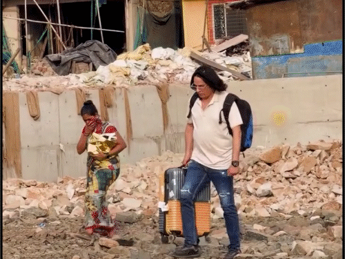 Rahul Roy Mumbai Street Heavy Suitcase Viral Video