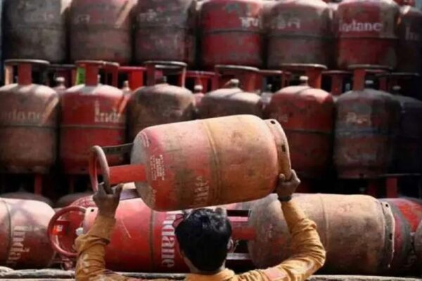 LPG Gas Cylinder Crisis; MoPNG Online Booking