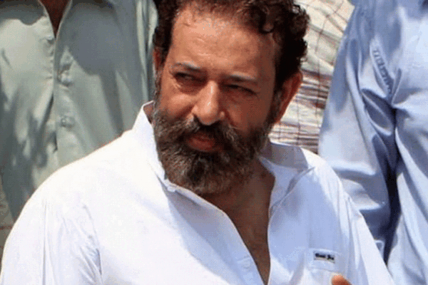 चौधरी असलम की पत्नी ने संजय दत्त की तारीफ की:बोलीं- उनकी एक्टिंग देख कर एक पल को लगा पति ही सामने खड़े हों