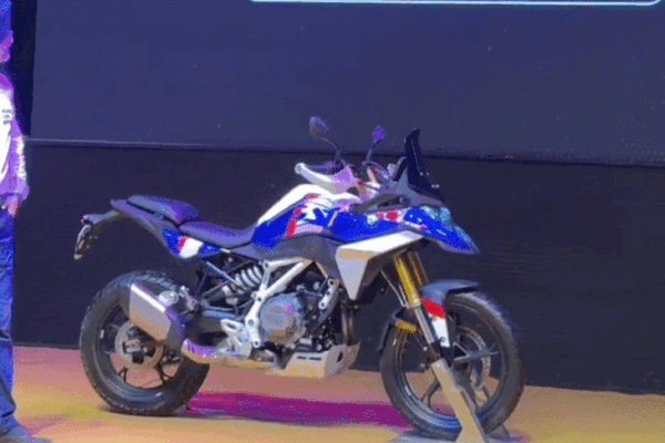 BMW F 450 GS एडवेंचर बाइक भारत में लॉन्च:420cc का पैरेलल-ट्विन इंजन के साथ ABS प्रो और ट्रैक्शन कंट्रोल फीचर्स, शुरुआती कीमत ₹4.70 लाख