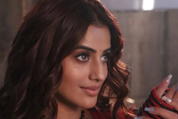 पवन सिंह के बाद अक्षरा सिंह को मिला नया प्यार, 1 डर से ब्वॉयफ्रेंड का छिपा रहीं नाम- ‘शादी की जल्दबाजी नहीं’