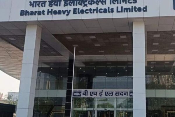 BHEL का मुनाफा 156% बढ़कर ₹1,290 करोड़ हुआ:रेवेन्यू में 37% की ग्रोथ, निवेशकों को हर शेयर पर ₹1.40 का डिविडेंड देने का ऐलान