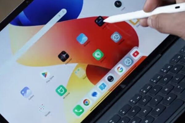 रेडमी पैड 2 प्रो रिव्यू, 12.1 इंच डिस्प्ले:12000mAh की बड़ी बैटरी और रिवर्स चार्जिंग के साथ वेल्यू फॉर मनी पैकेज