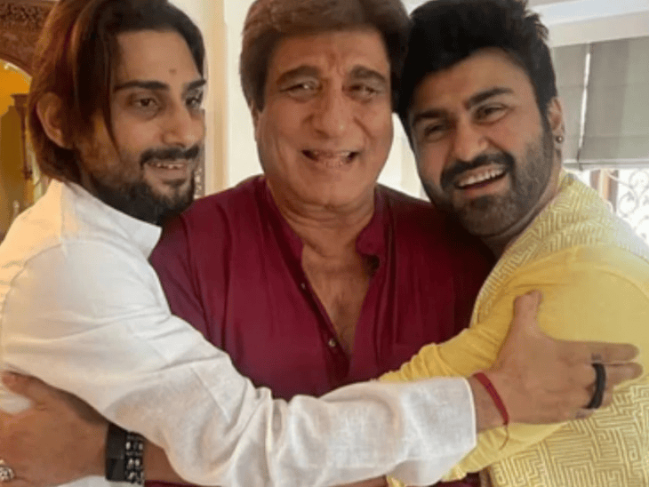 स्मिता पाटिल और राज बब्बर के रिश्ते पर बोले आर्य:कहा- किसे अच्छा लगेगा उसके पापा का अफेयर हो; सौतेले भाई प्रतीक बब्बर से जारी अनबन