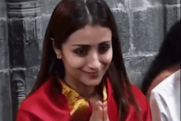 Trisha krishnan visit tripati temple at her 43rd birthday, fans linked it with thalapathy vijay’s election result