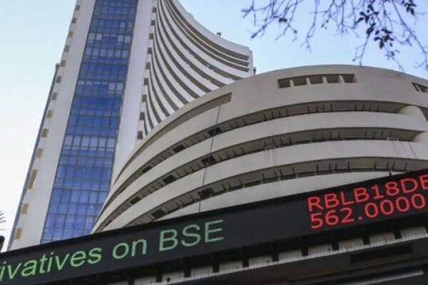 सेंसेक्स 600 अंक बढ़कर 77,500 के स्तर पर पहुंचा:निफ्टी में भी 200 अंक की तेजी, यह 24,200 के स्तर पर कारोबार कर रहा
