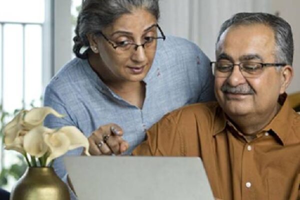 टेक्नोलॉजी व एआई रखेंगे स्वस्थ और खुश:बुजुर्गों को नई तकनीक सीखने में जागरूकता और स्क्रीन टाइम का ध्यान रखना जरूरी है