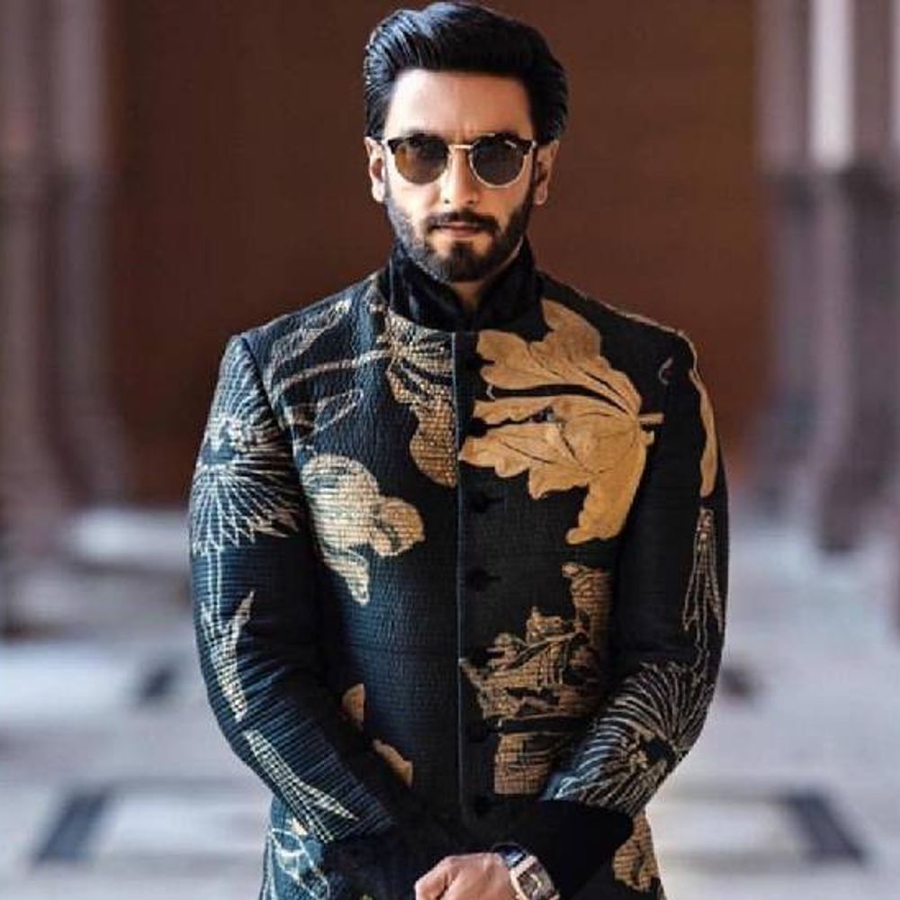भगवान शिव के रोल में दिखेंगे रणवीर सिंह:अमिश त्रिपाठी की किताब 'द इमॉर्टल्स ऑफ मेलुहा' के खरीदे राइट्स