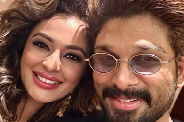 अल्लू अर्जुन की प्रॉपर्टी कहे जाने पर भड़कीं एक्ट्रेस:प्राइवेट जेट की फोटो पर आए कमेंट्स, फटकार लगाकर बोलीं- महिला किसी की प्रॉपर्टी नहीं