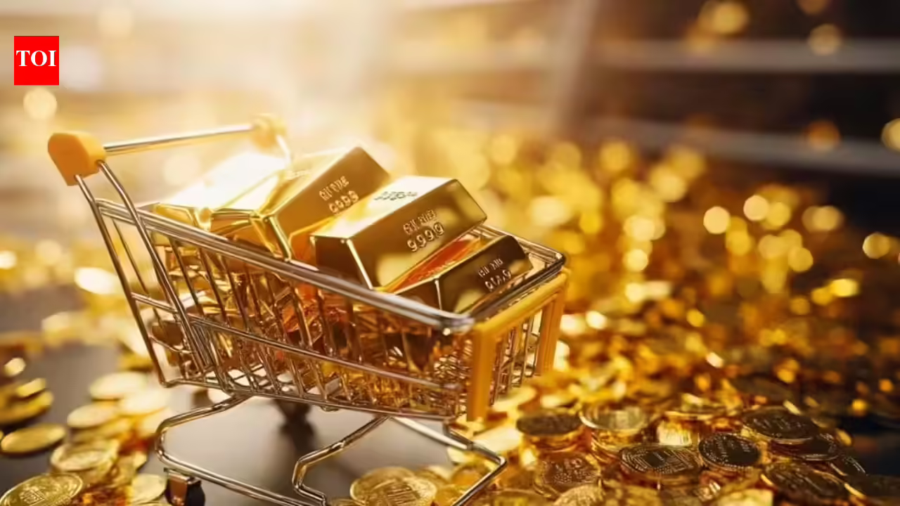 Gold, silver under pressure this week as US-Iran conflict, oil rally cloud outlook 1784472496 Photo